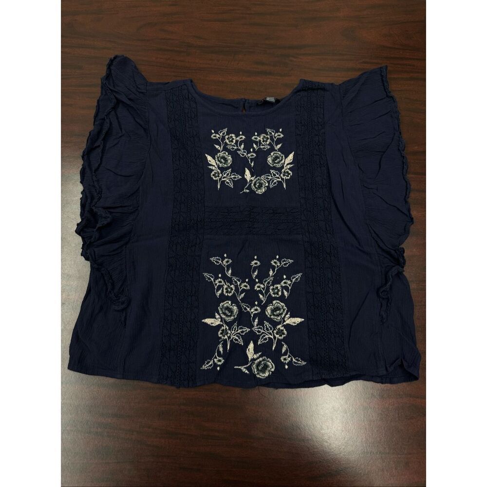 American Eagle Navy Blouse with Embroidery Size Medium